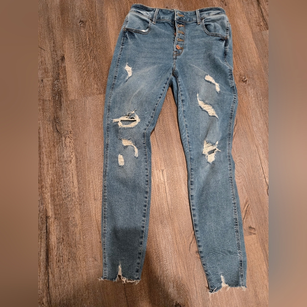 Maurices Distressed Skinny Jeans in Blue